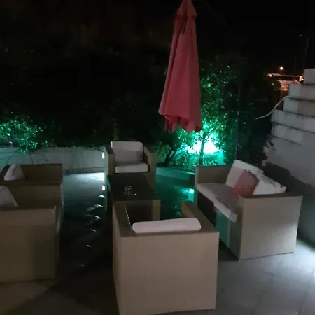 Alegria Apartment *