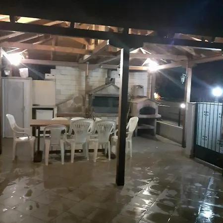 Alegria Apartment *